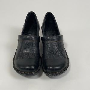 NEW Born Black Clogs
